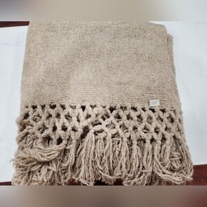 Sefte Maya Boucle Throw Alpaca Blanket Oatmeal 94 X 50.5